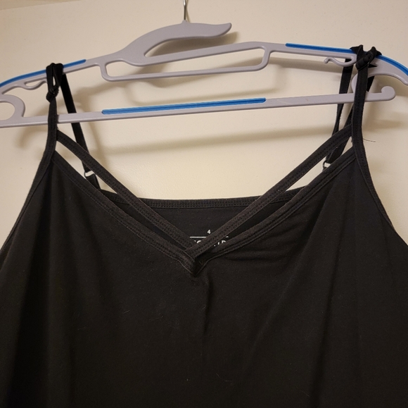 FOXY STRAPPY CAMI - Picture 8 of 9